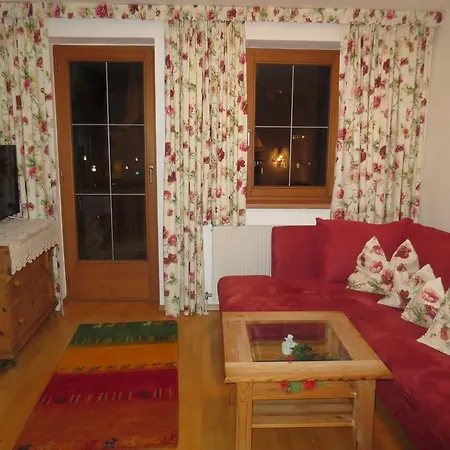 Penz Apartment *